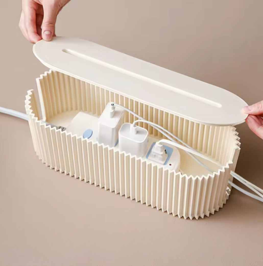 Stilren Kabelbox – Dölj sladdar, grenuttag & skapa ordning i hemmet!